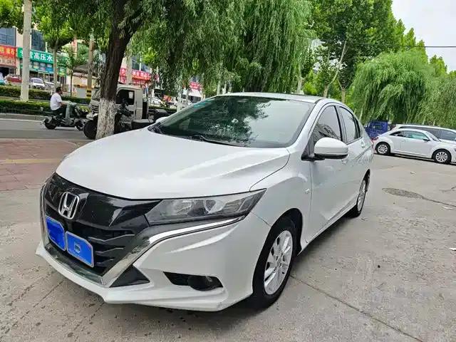 2017 Honda Crider 1.5L CVT Comfort Edition