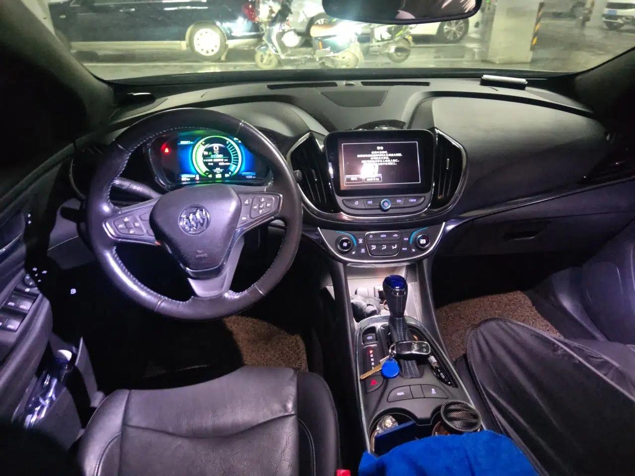 Buick VELITE 5 2017 Urban Extended-Range Model — миниатюра 9