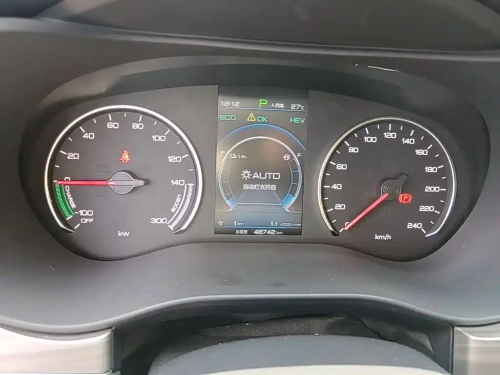 Song MAX New Energy 2019 DM 1.5T Intelligent Connected 7-Seater National VI Emission Standard — миниатюра 12