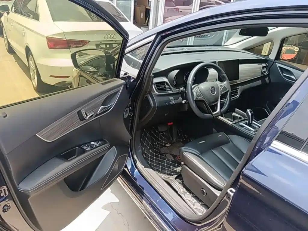 Song MAX New Energy 2019 DM 1.5T Intelligent Connected 7-Seater National VI Emission Standard — миниатюра 16