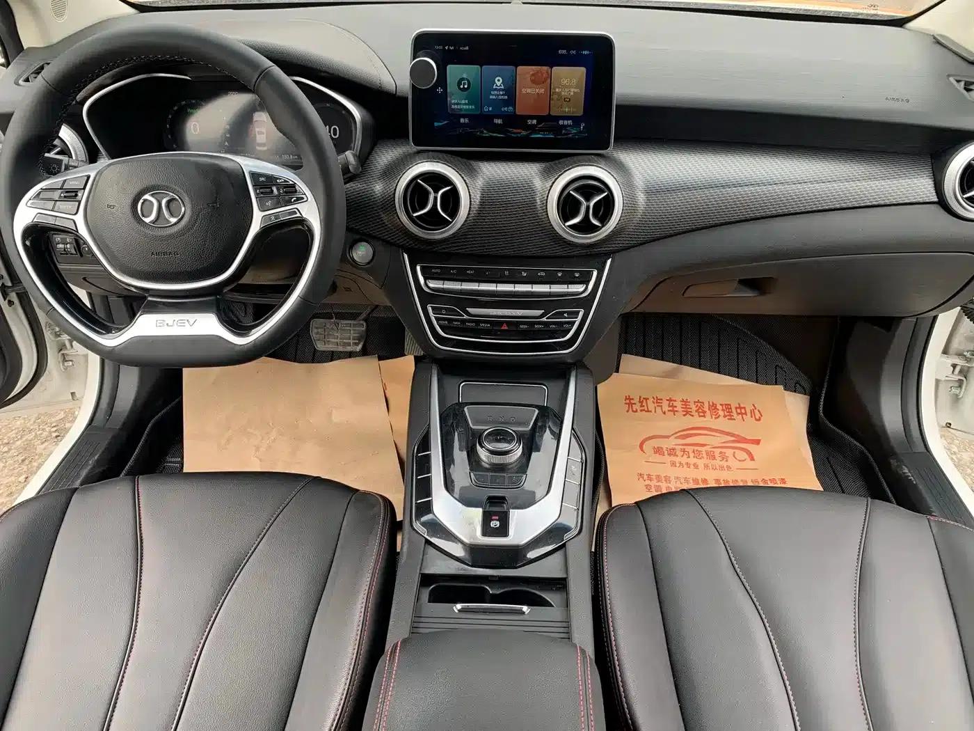 Beijing EU5 2018 R500 Smart Wind Edition — миниатюра 11