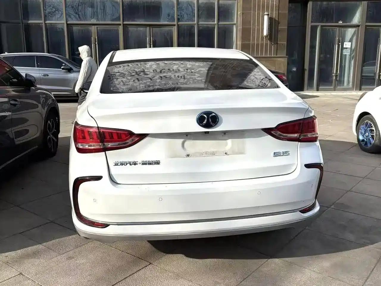 Beijing EU5 2018 R500 Smart Wind Edition — миниатюра 4