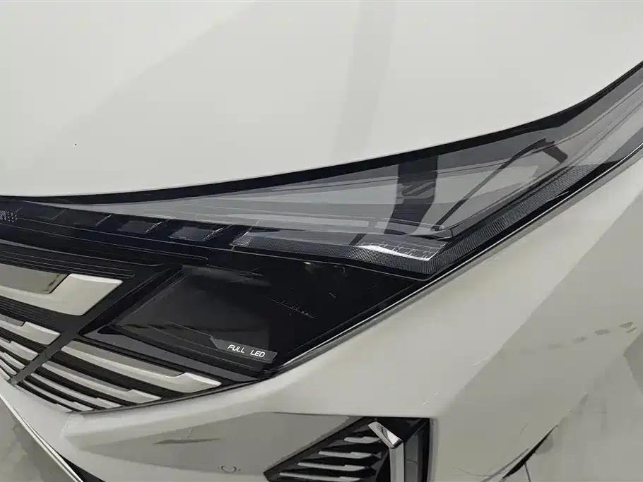 Changan UNI-Z New Energy 2024 Blue Whale Smart Electric iDD 125km Excellent Edition — миниатюра 5