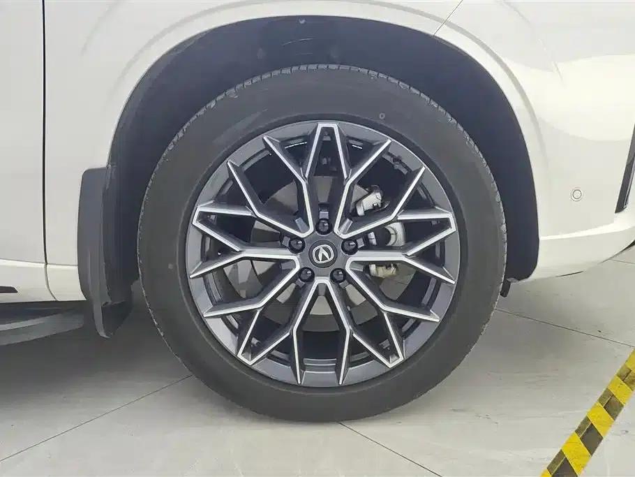 Changan UNI-Z New Energy 2024 Blue Whale Smart Electric iDD 125km Excellent Edition — миниатюра 6