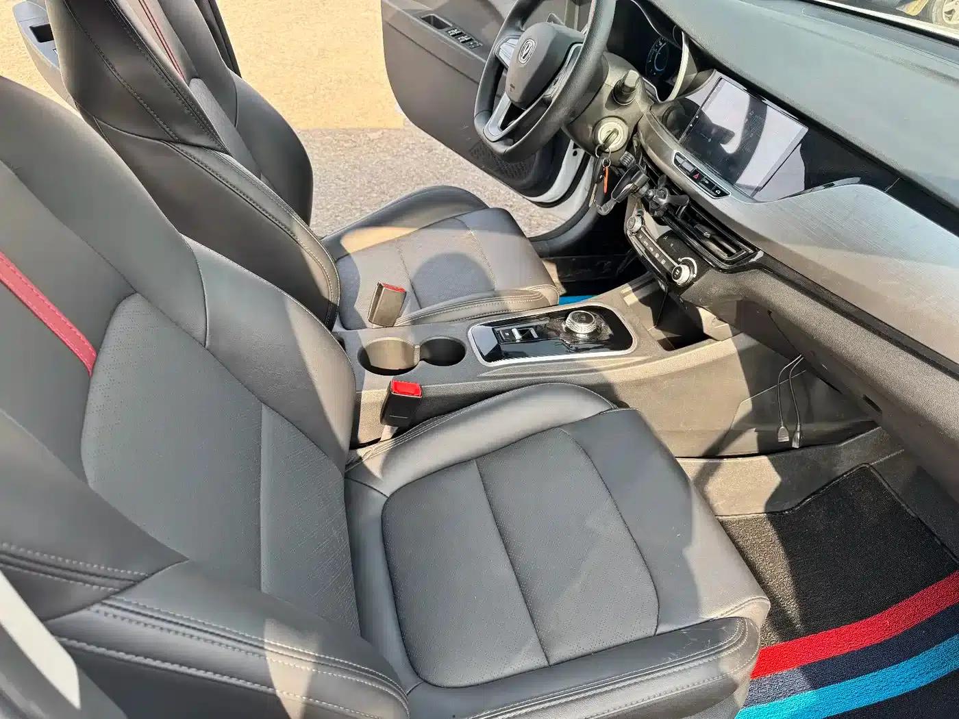Changan Eado New Energy 2022 EV460 Smart Ride-Hailing Edition (Lithium Iron Phosphate) — миниатюра 14