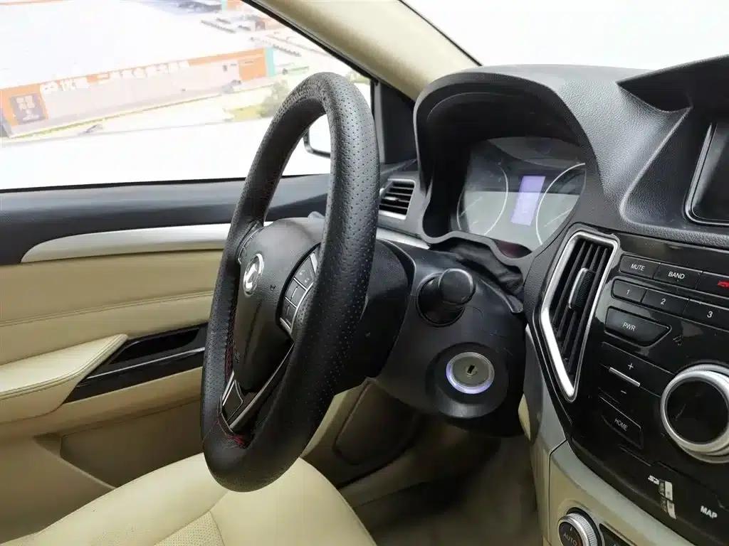 Great Wall C30 2016 1.5L Manual Deluxe Edition — миниатюра 22