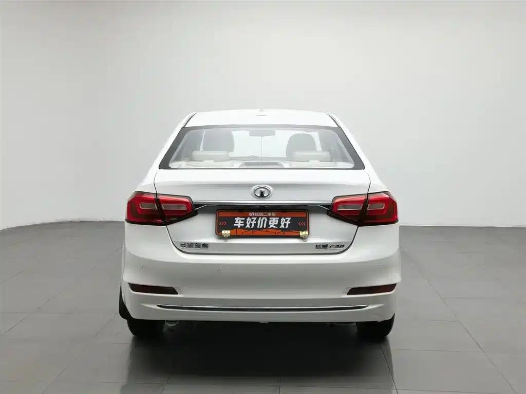 Great Wall C30 2016 1.5L Manual Deluxe Edition — миниатюра 4