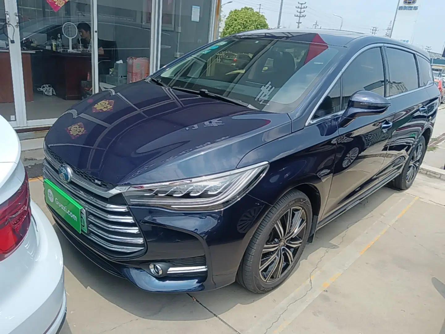 BYD Song MAX New Energy 2019 DM 1.5T Smart Connect Advanced 7-Seater China VI Standard — миниатюра 1
