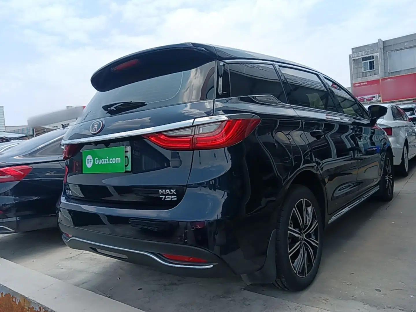 BYD Song MAX New Energy 2019 DM 1.5T Smart Connect Advanced 7-Seater China VI Standard — миниатюра 6