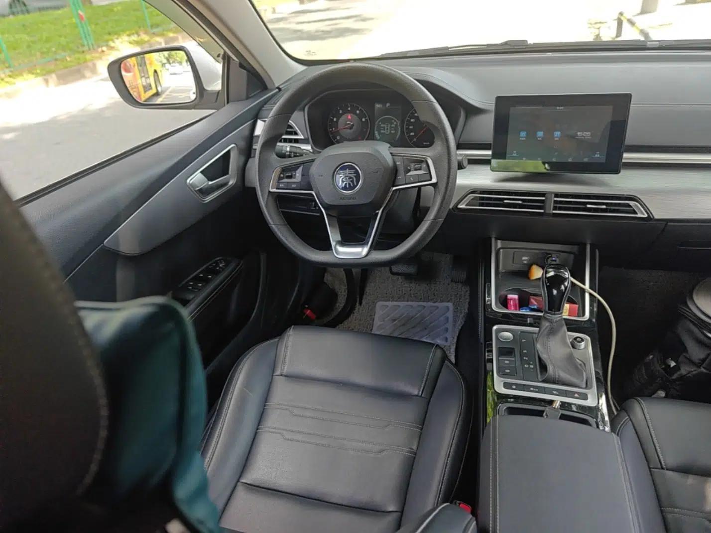 BYD Qin 2019 1.5L Automatic Luxury Model — миниатюра 13