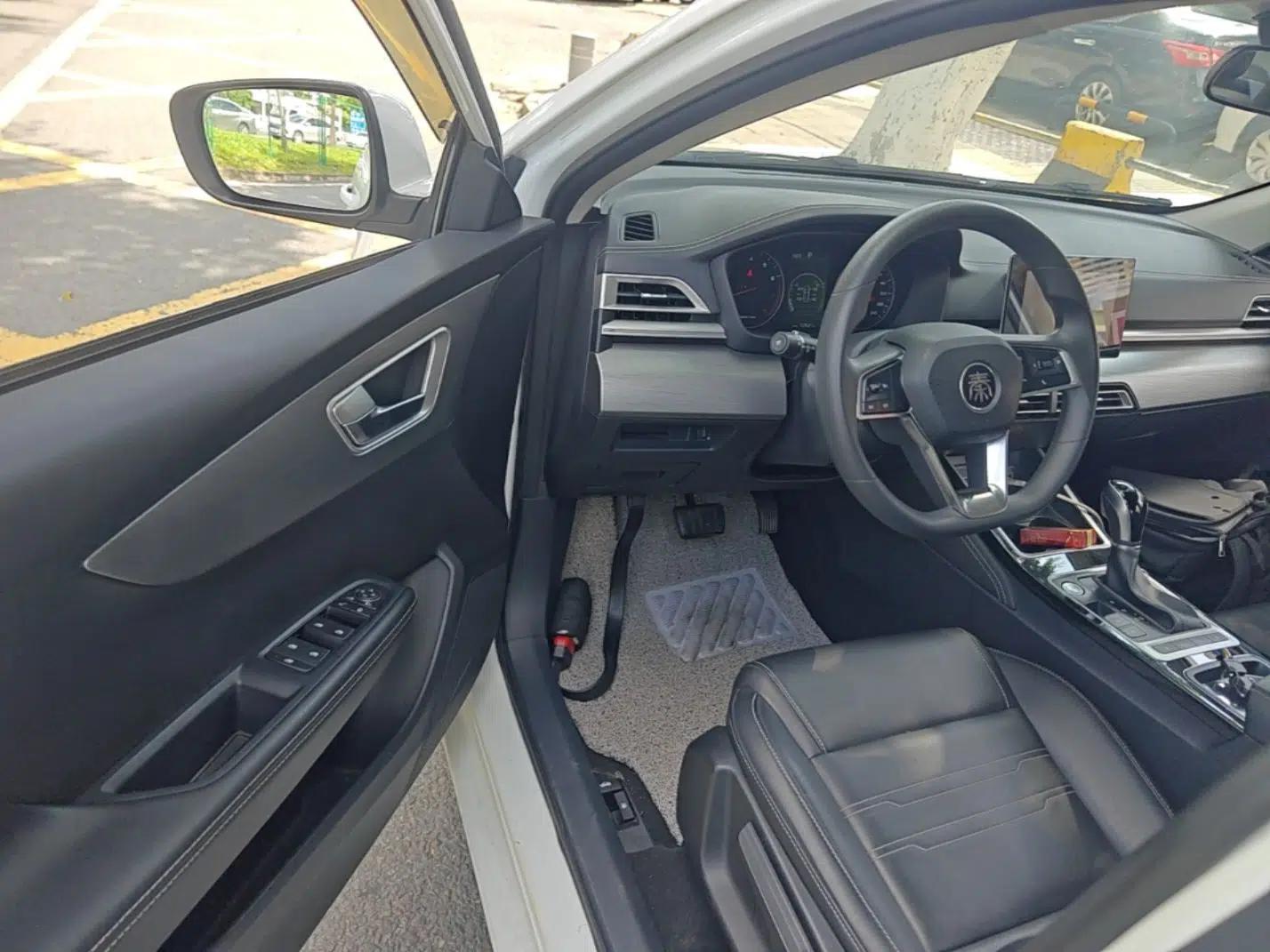 BYD Qin 2019 1.5L Automatic Luxury Model — миниатюра 18