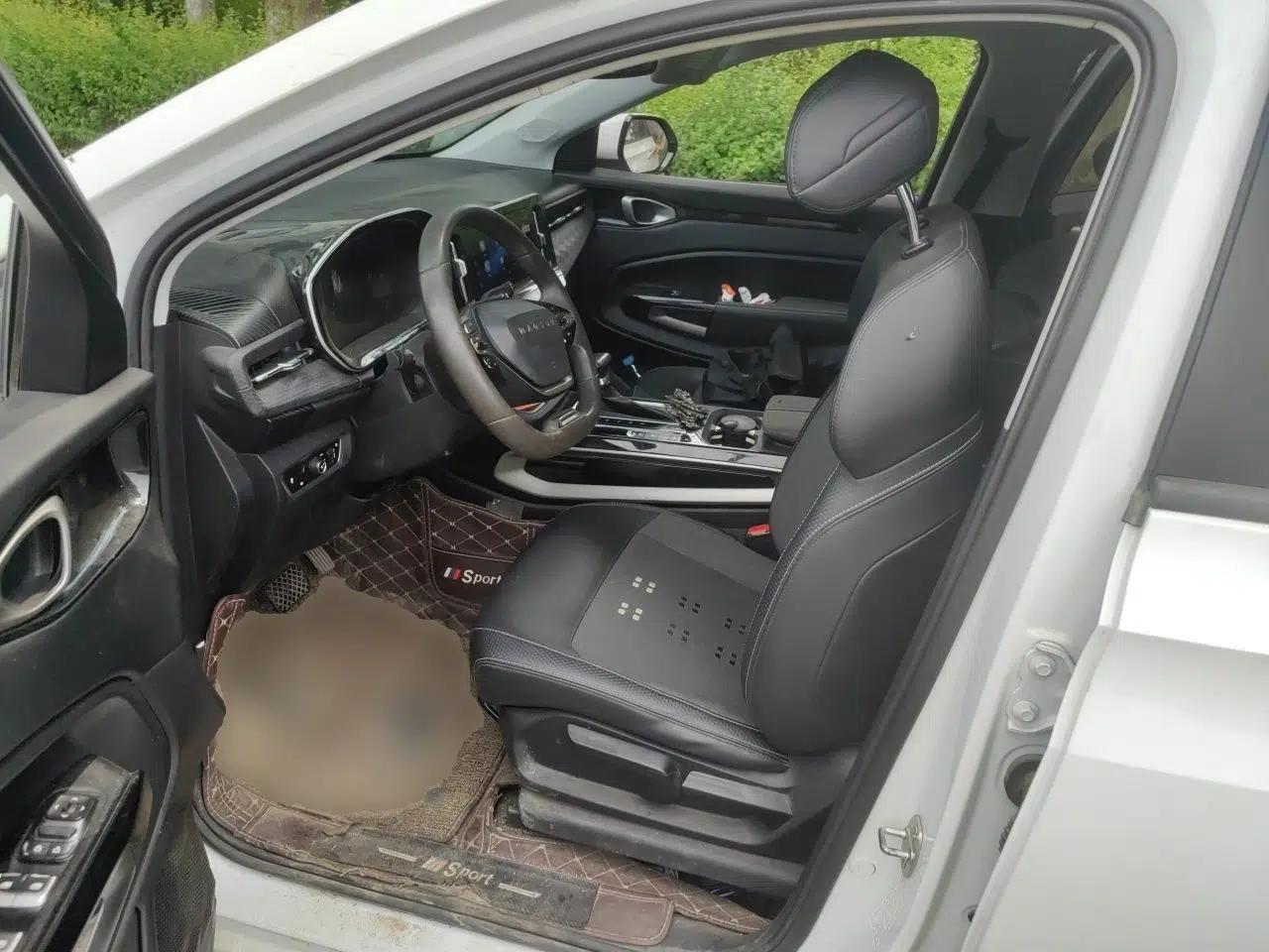 Baojun RM-5 2019 1.5T CVT Elite Version with 24-Hour Online Service 6 Seats — миниатюра 15