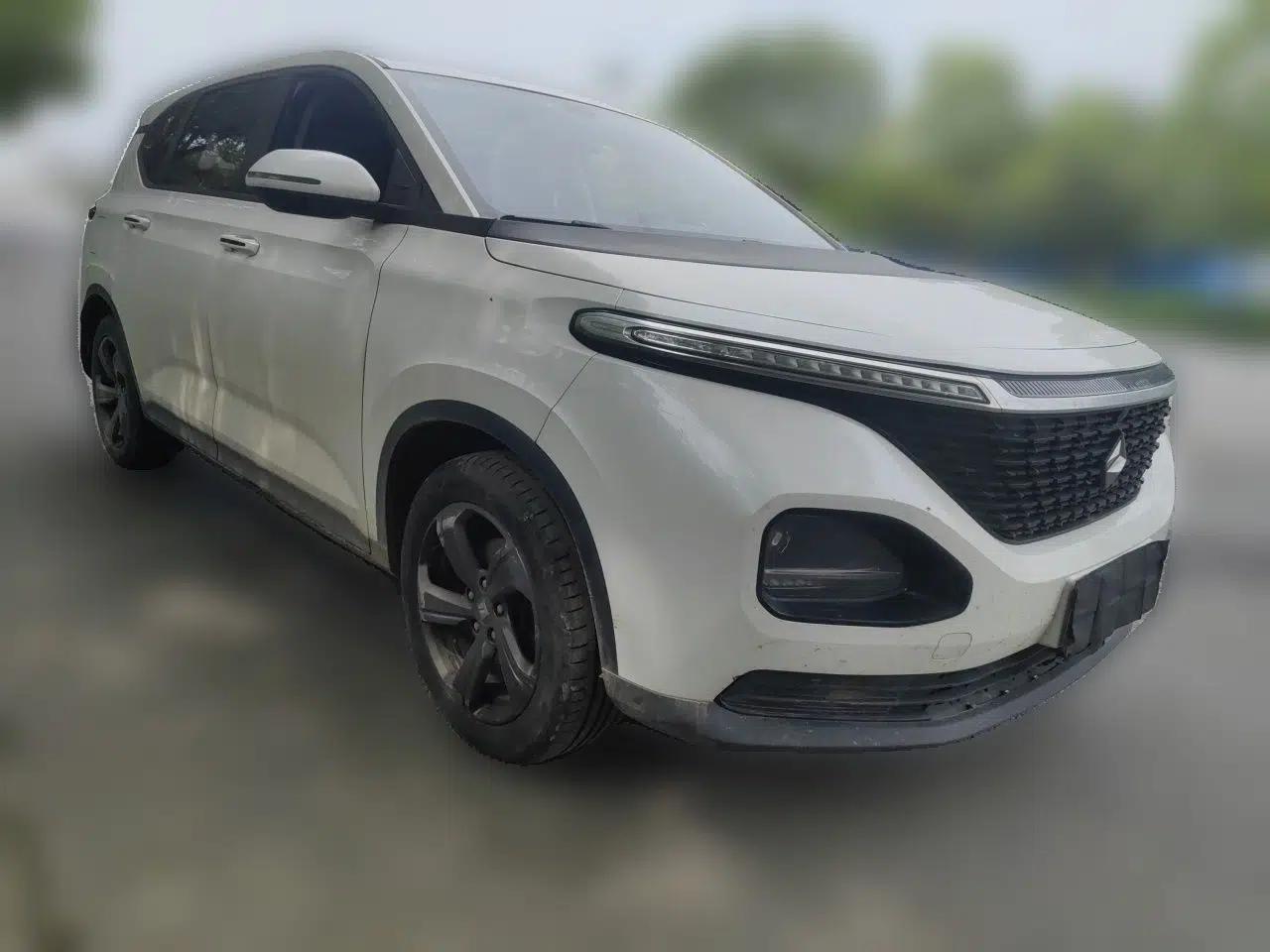 Baojun RM-5 2019 1.5T CVT Elite Version with 24-Hour Online Service 6 Seats — миниатюра 3
