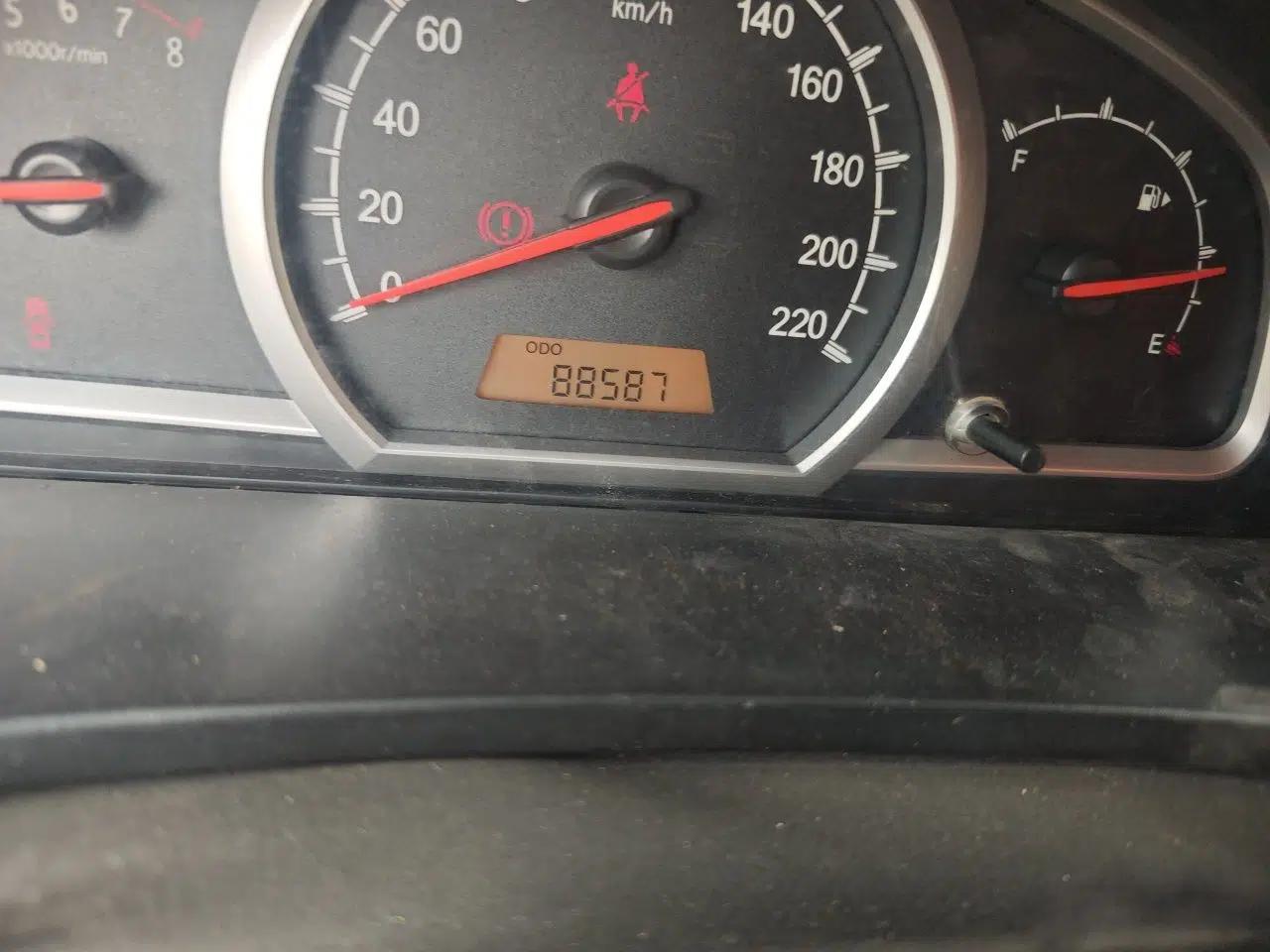 Baojun 630 2011 1.5L manual Comfort trim level — миниатюра 12