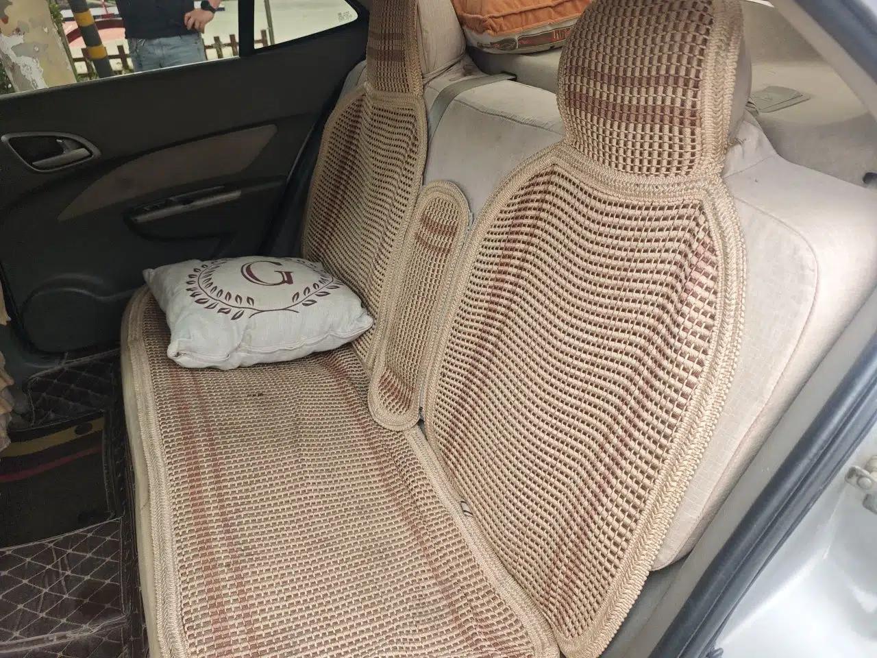 Baojun 630 2011 1.5L manual Comfort trim level — миниатюра 17