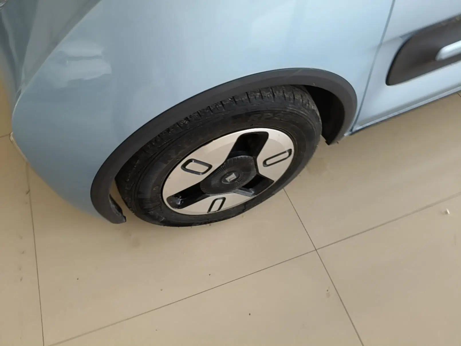 Baojun E300 2020 Plus Interstellar Smart Edition — миниатюра 10