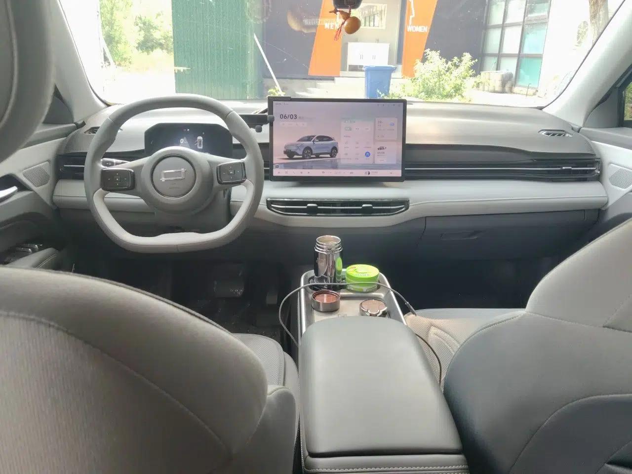 Bestune Yueyi 03 2025 445km Quality Selection Edition — миниатюра 9