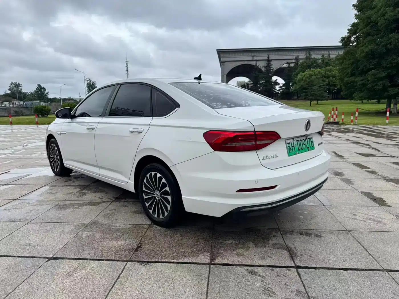 2019 Volkswagen Lavida EV Premium Edition — миниатюра 9