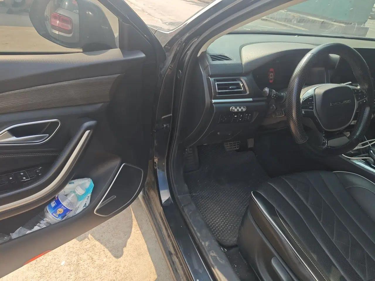 BAIC Beijing EU7 2019 Yifeng Edition — миниатюра 16