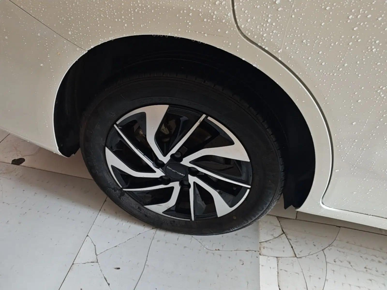BAIC Beijing U5 PLUS 2021 1.5L CVT Luxury Edition — миниатюра 11