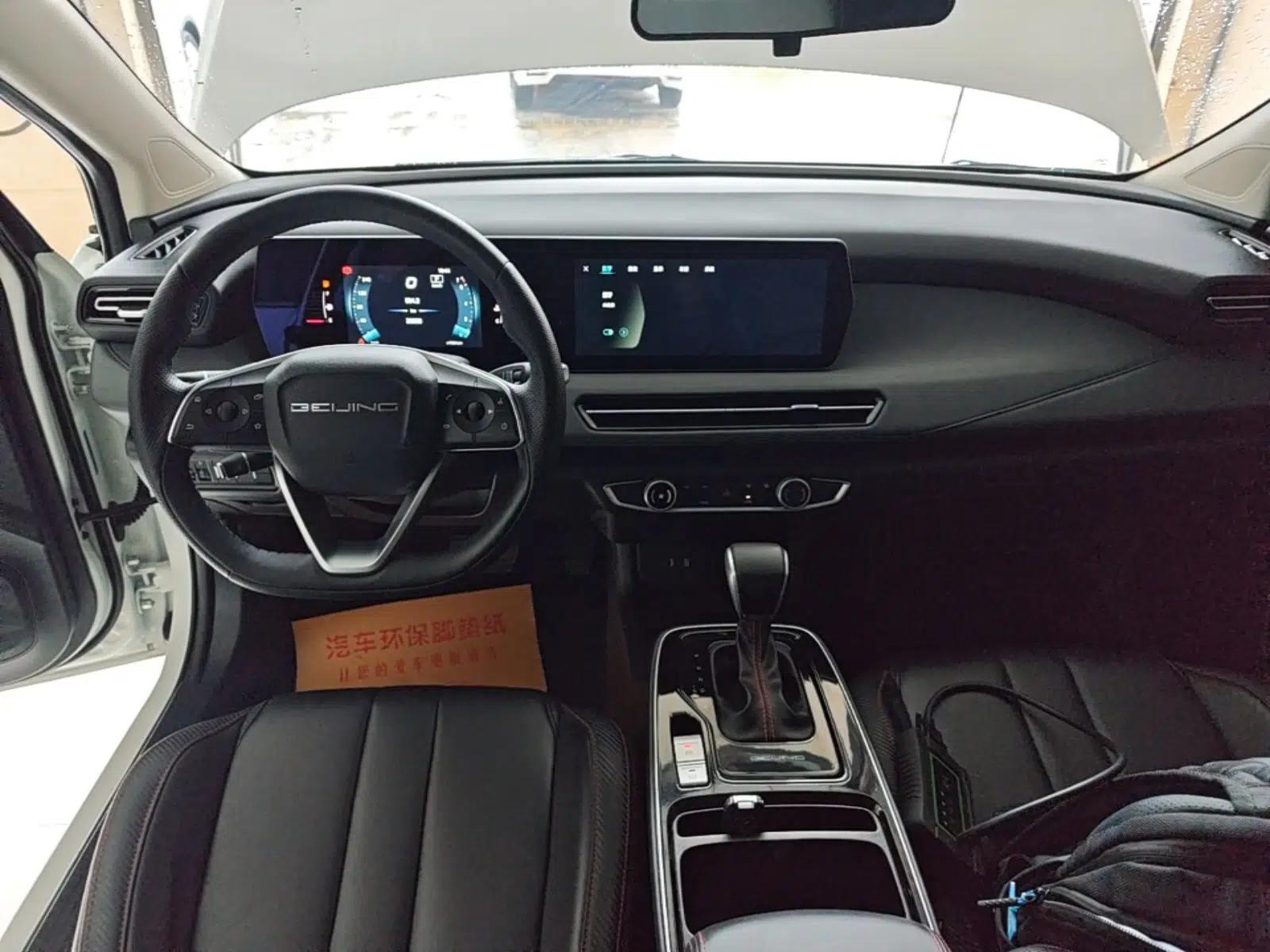 BAIC Beijing U5 PLUS 2021 1.5L CVT Luxury Edition — миниатюра 12