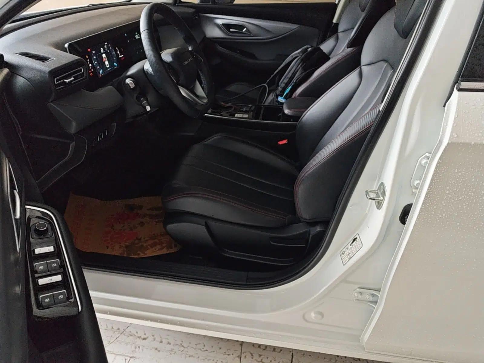 BAIC Beijing U5 PLUS 2021 1.5L CVT Luxury Edition — миниатюра 17