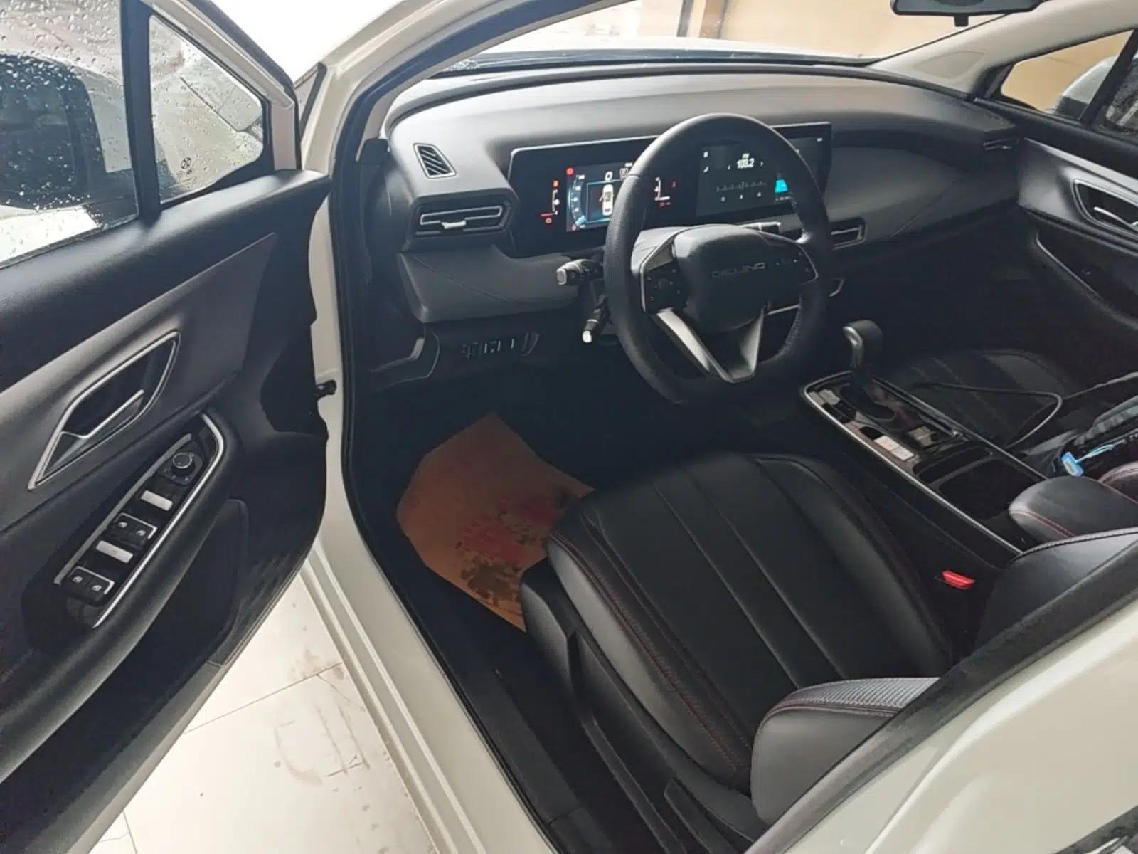 BAIC Beijing U5 PLUS 2021 1.5L CVT Luxury Edition — миниатюра 18