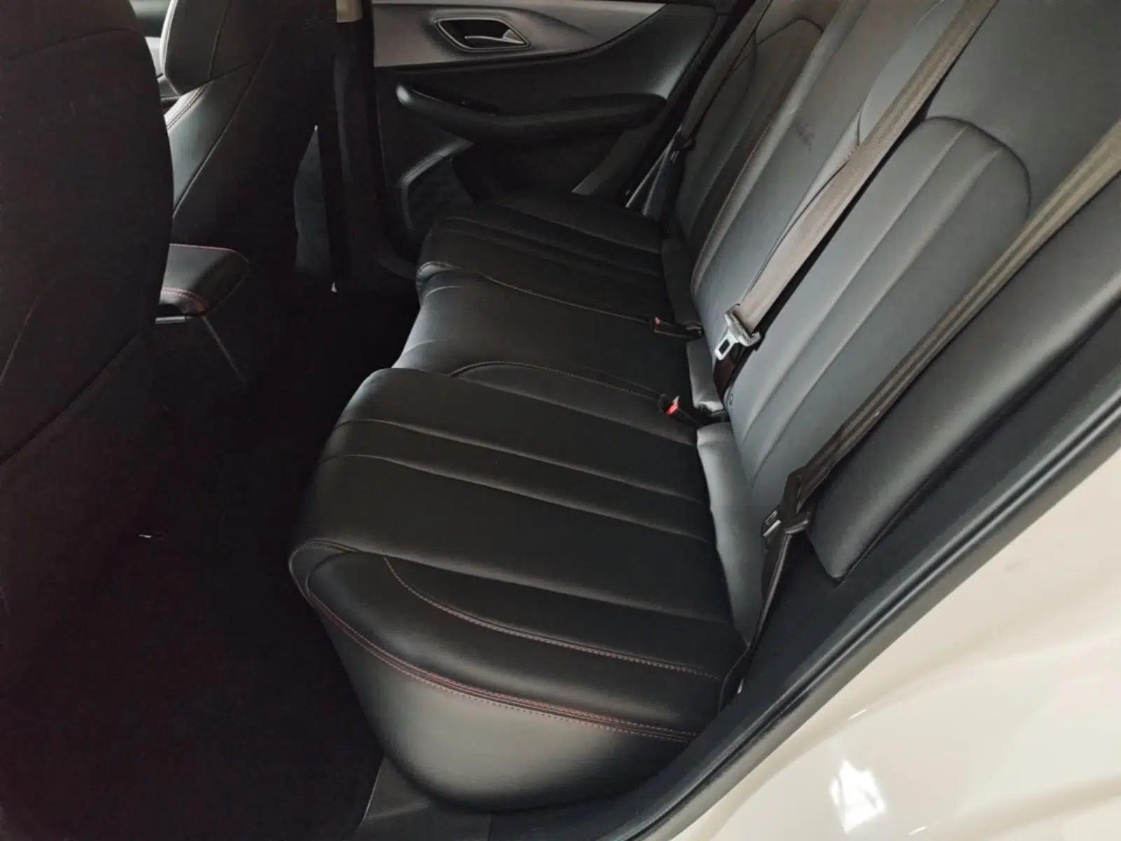 BAIC Beijing U5 PLUS 2021 1.5L CVT Luxury Edition — миниатюра 20