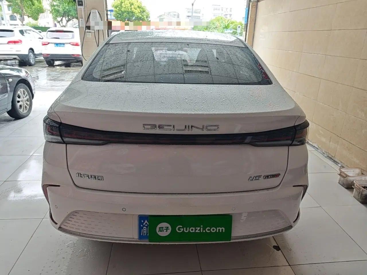 BAIC Beijing U5 PLUS 2021 1.5L CVT Luxury Edition — миниатюра 5