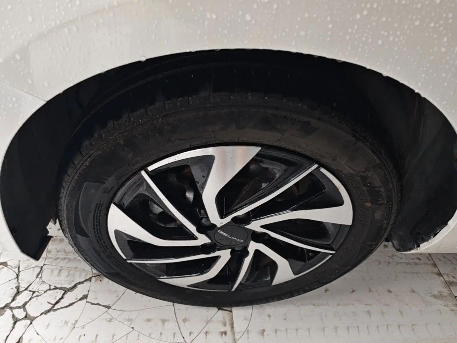 BAIC Beijing U5 PLUS 2021 1.5L CVT Luxury Edition — миниатюра 10