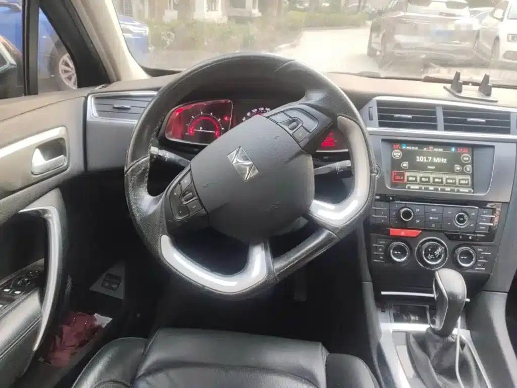 DS 6 2016 1.6T Luxury Edition THP160 — миниатюра 3