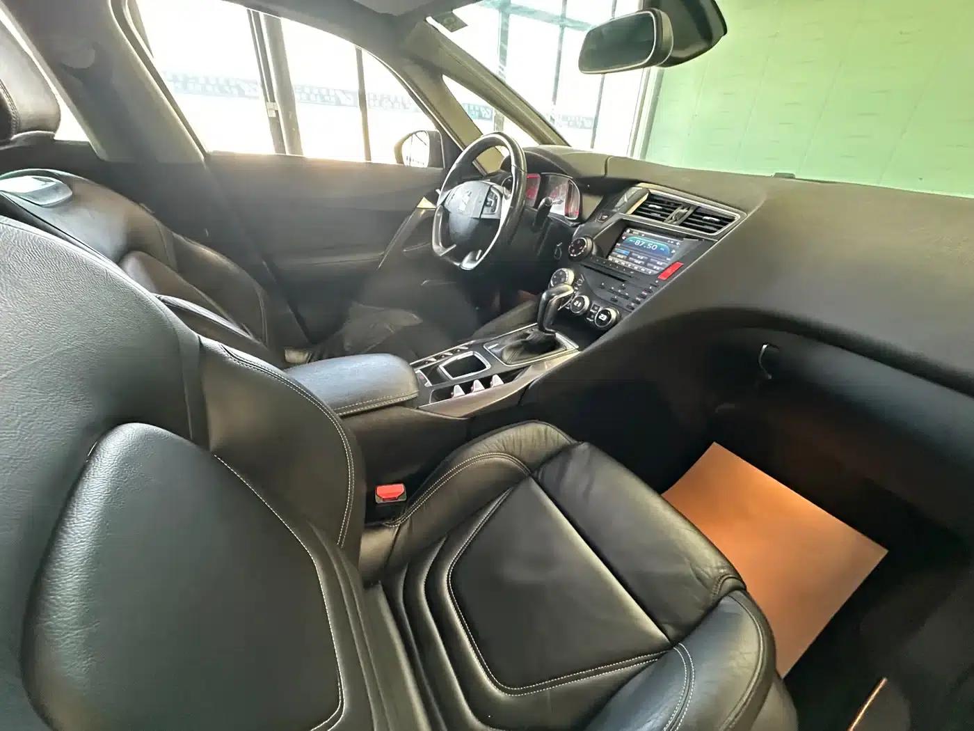 DS 5 2015 1.6T Elegant Edition THP160 — миниатюра 16