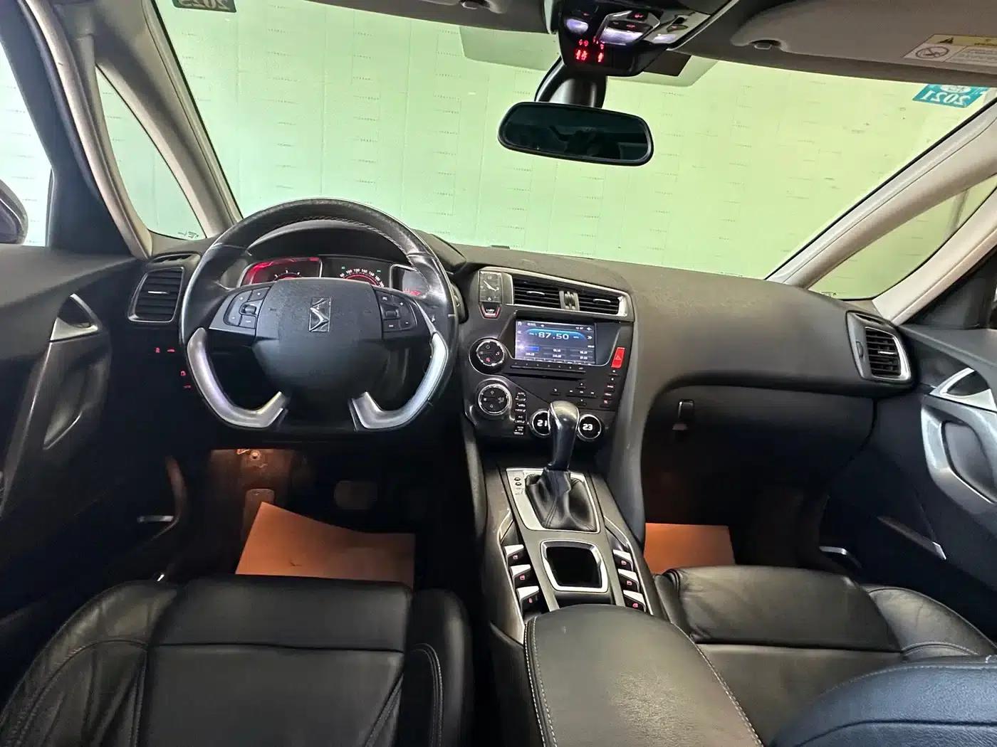 DS 5 2015 1.6T Elegant Edition THP160 — миниатюра 10