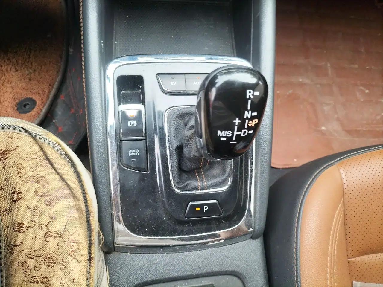 CHANGAN Eado New Energy 2018 1.0T PHEV Navigation Model — миниатюра 14
