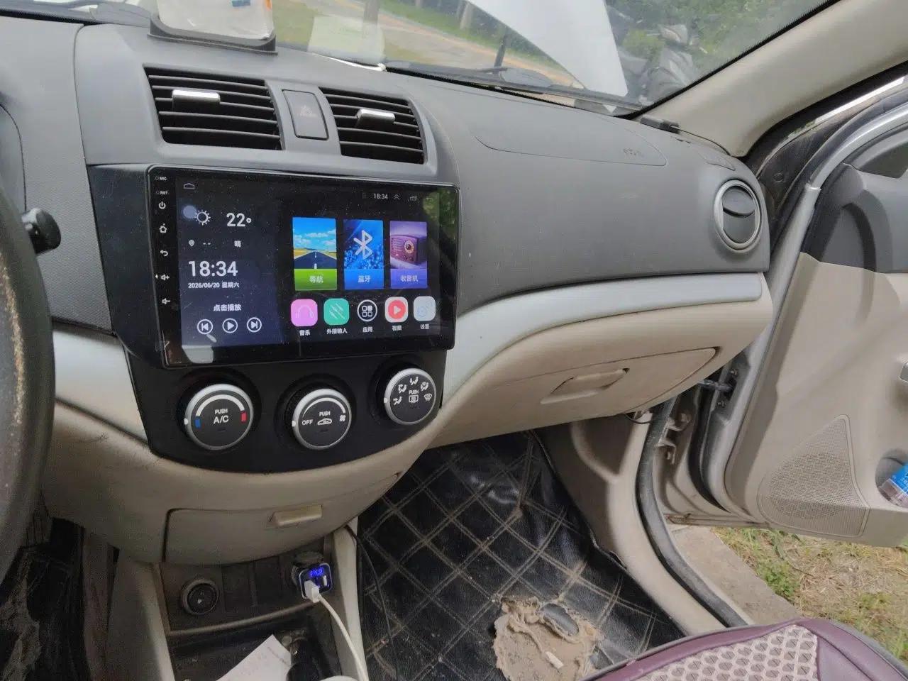 CHANGAN Alsvin V5 2012 1.5L Manual Dream Edition — миниатюра 13