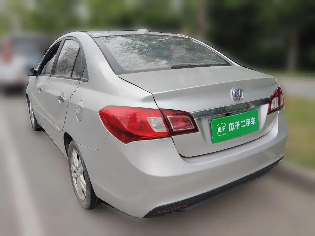 CHANGAN Alsvin V5 2012 1.5L Manual Dream Edition — миниатюра 4