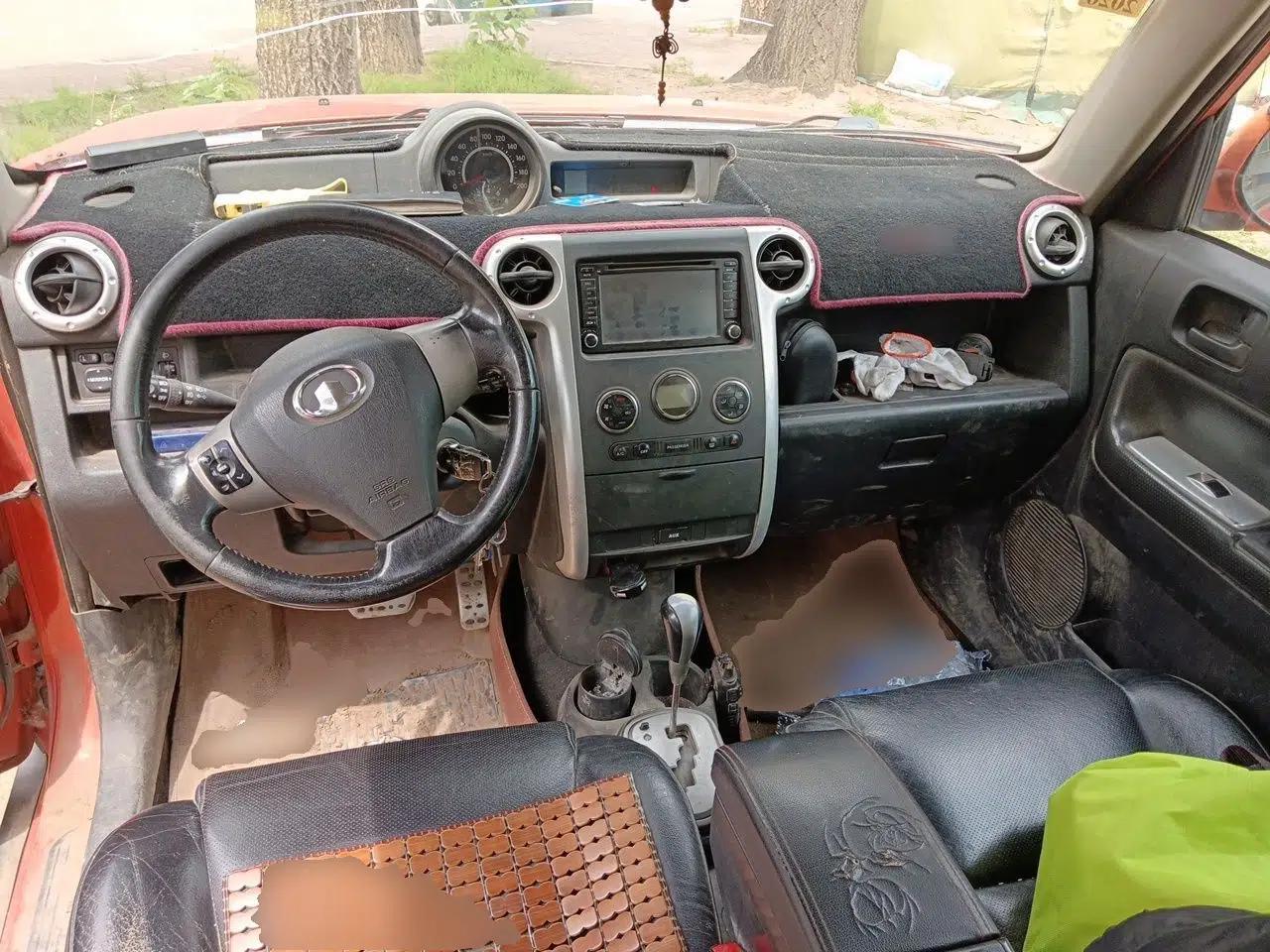 Great Wall M2 2010 1.5L CVT with Sunroof — миниатюра 9