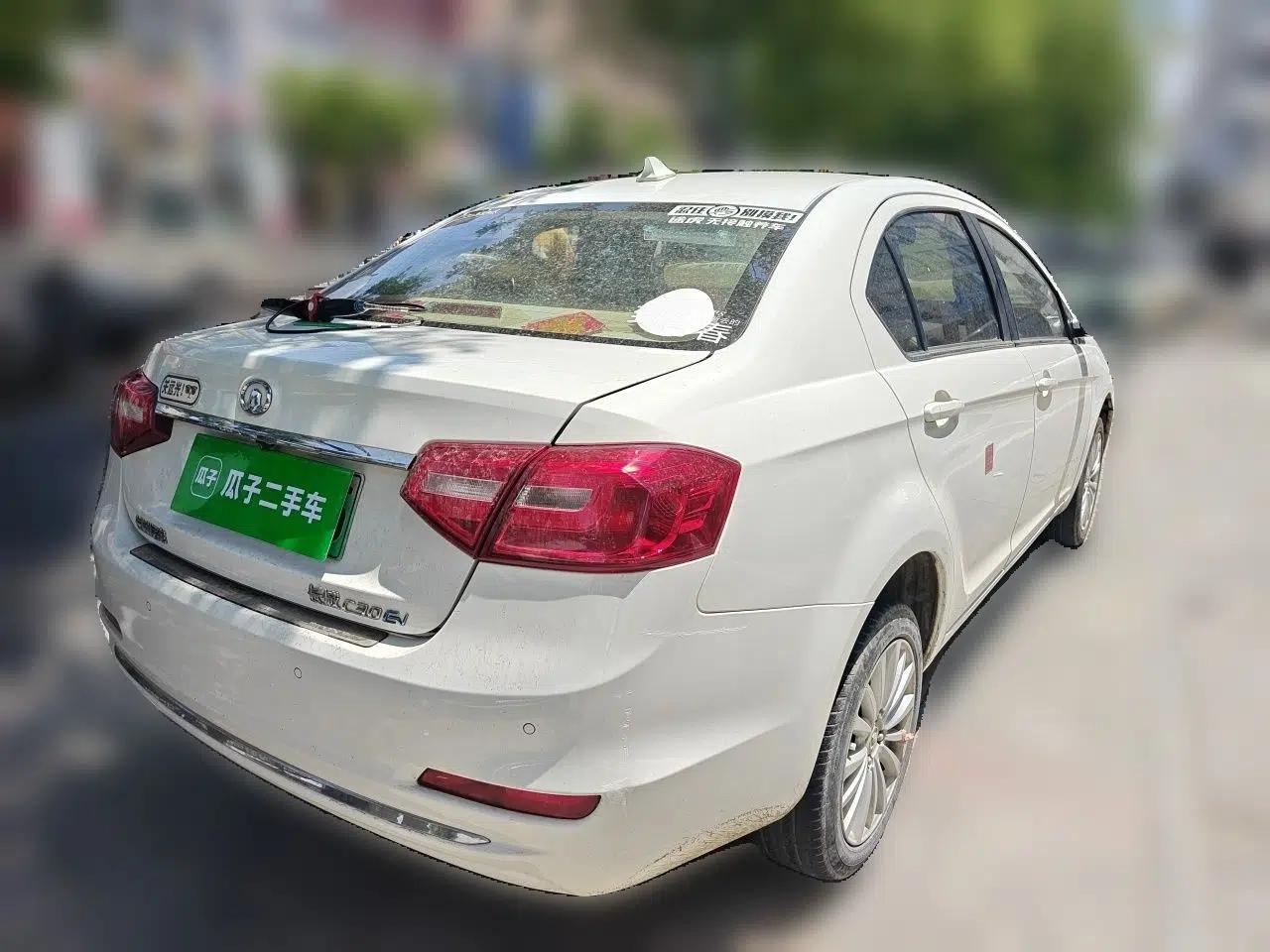 Great Wall C30 New Energy 2017 EV Enjoyment Model — миниатюра 6
