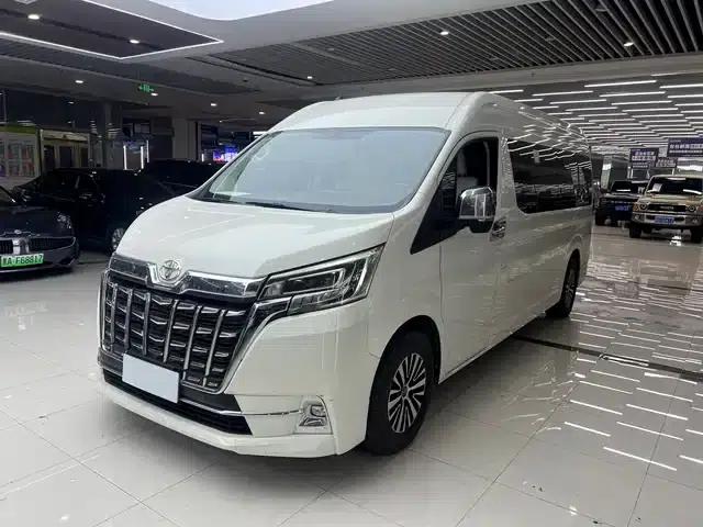 2021 HIACE 3.5L Middle East Edition