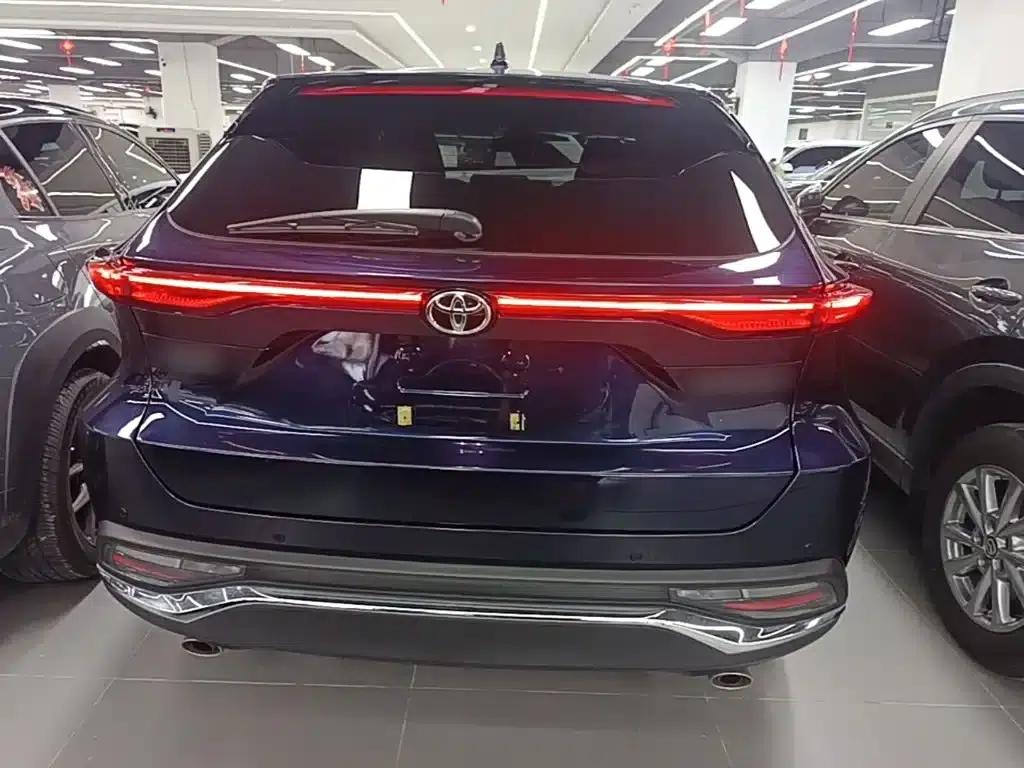 HARRIER 2023 2.0L CVT 2WD Premium Edition — миниатюра 6