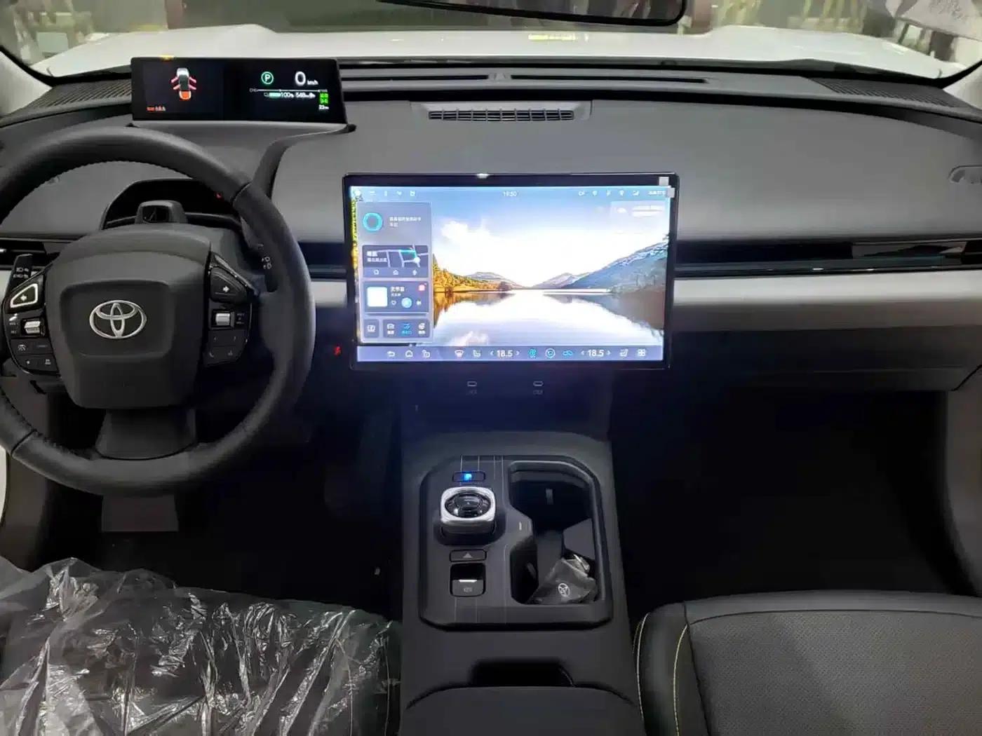 Toyota BZ5 2025 550 PRO Smart Edition — миниатюра 16