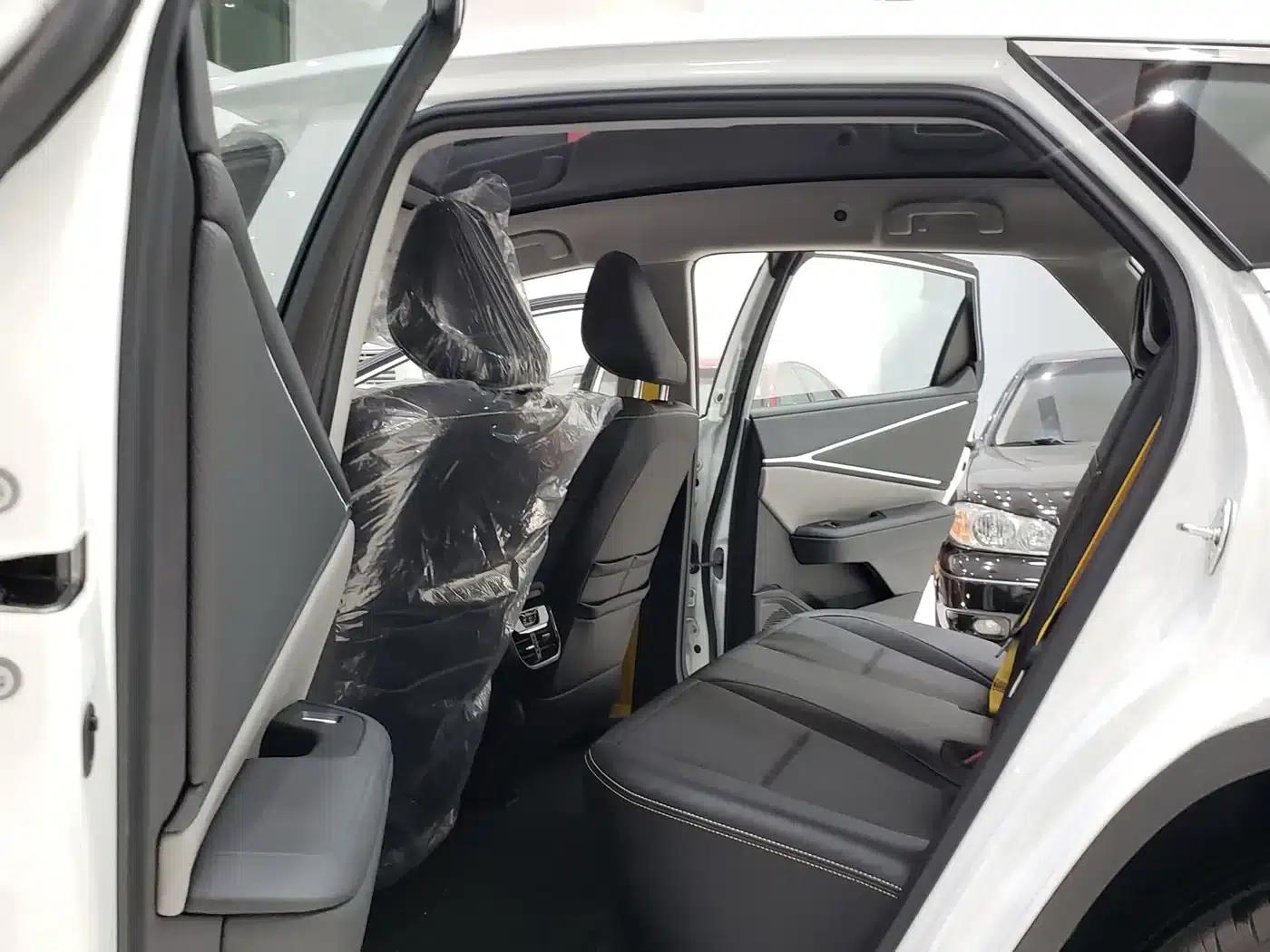 Toyota BZ5 2025 550 PRO Smart Edition — миниатюра 9
