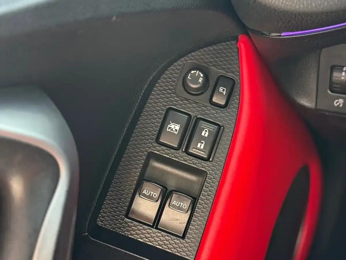 Toyota 86 2014 2.0L Automatic Luxury — миниатюра 14