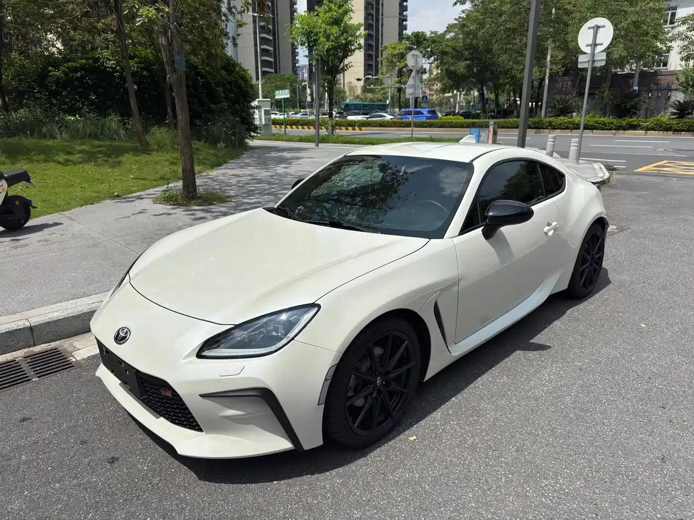 Toyota 86 2022 GR 86 2.4L Manual Version — миниатюра 1