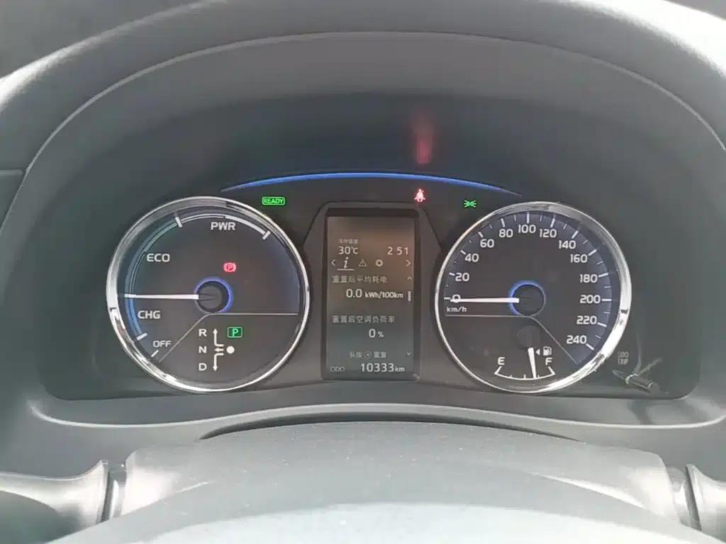 Levin Hybrid E+ 2019 1.8PH V E-CVT Luxury Edition — миниатюра 12