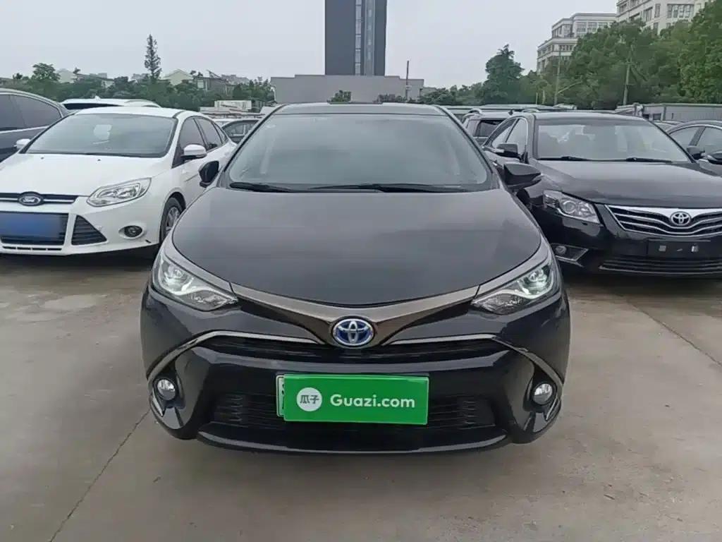 Levin Hybrid E+ 2019 1.8PH V E-CVT Luxury Edition — миниатюра 3