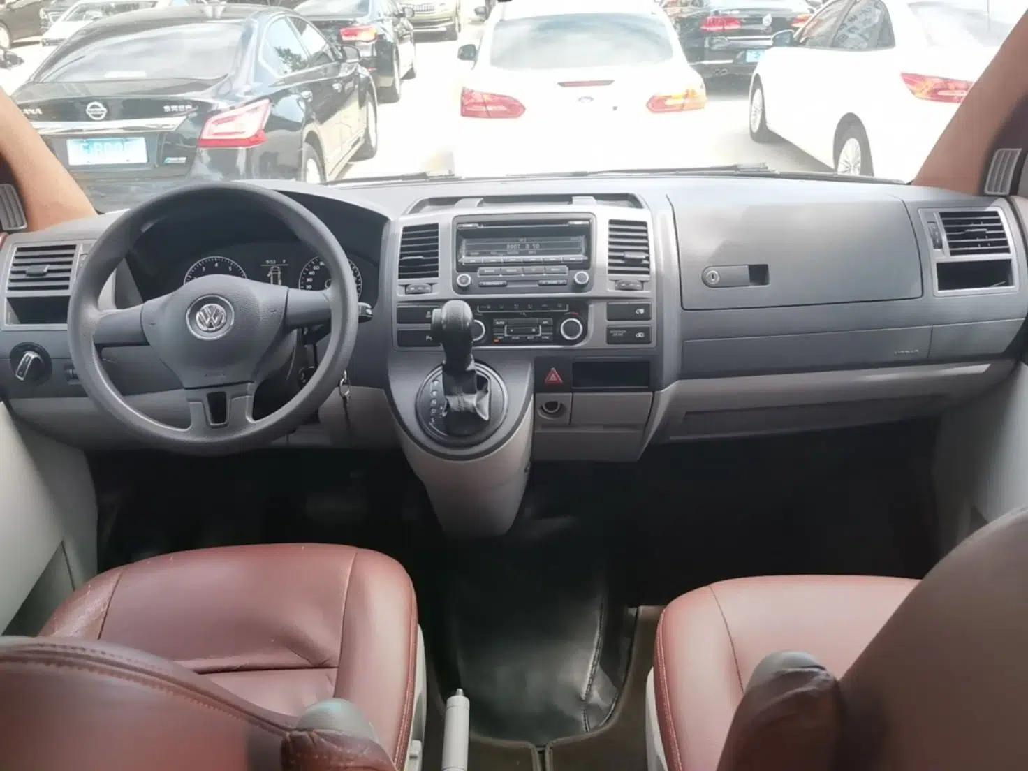Volkswagen Caravelle 2015 2.0 TSI Four-Wheel Drive Comfort Edition — миниатюра 12