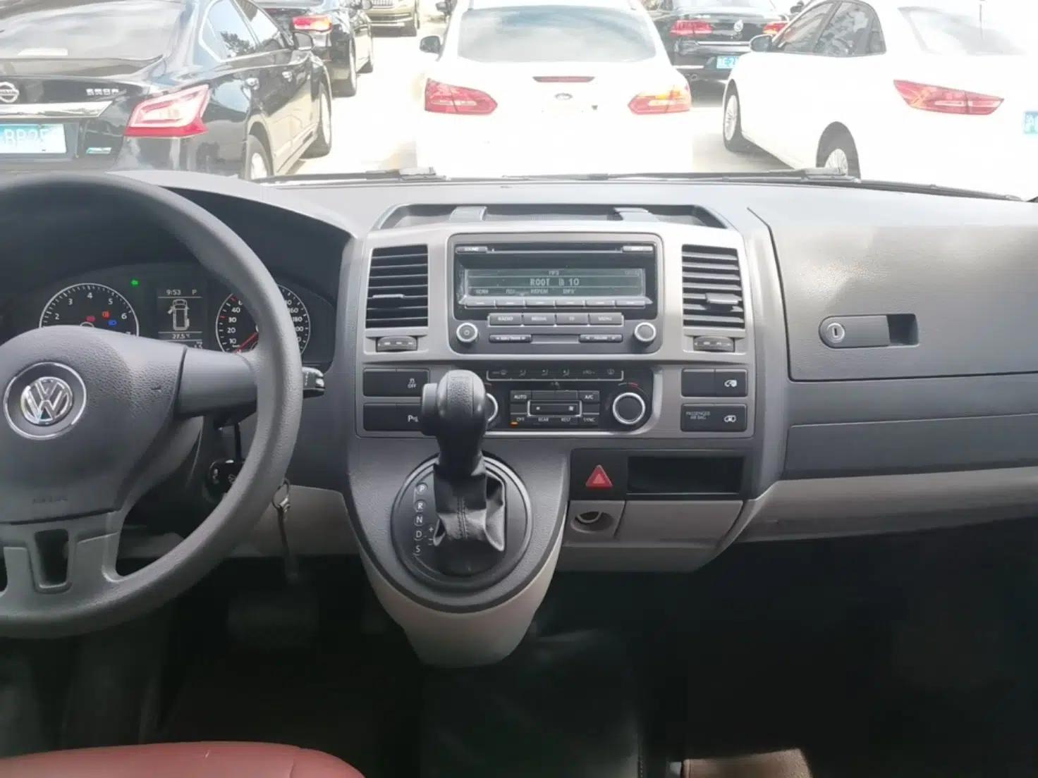 Volkswagen Caravelle 2015 2.0 TSI Four-Wheel Drive Comfort Edition — миниатюра 15