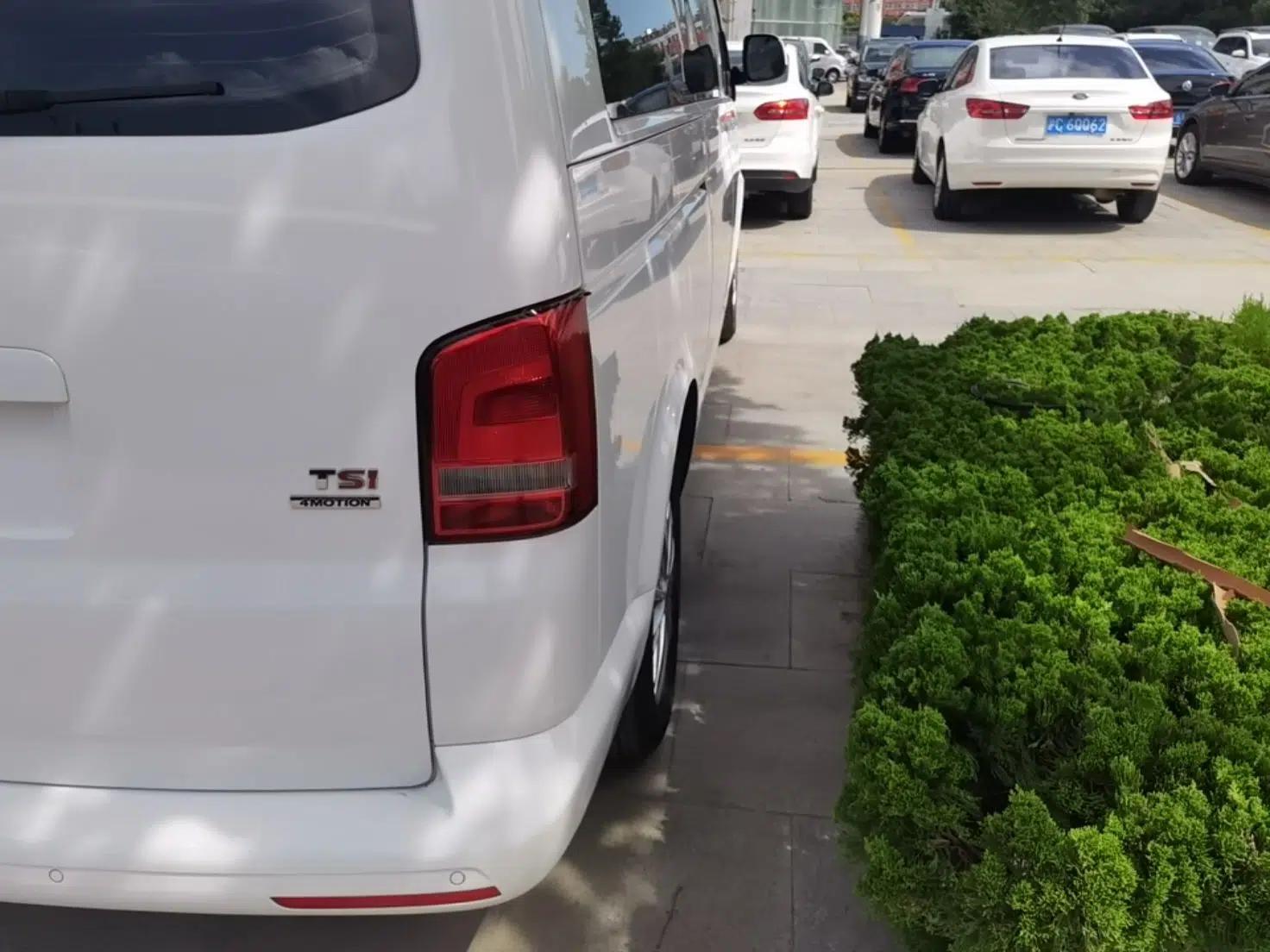 Volkswagen Caravelle 2015 2.0 TSI Four-Wheel Drive Comfort Edition — миниатюра 9