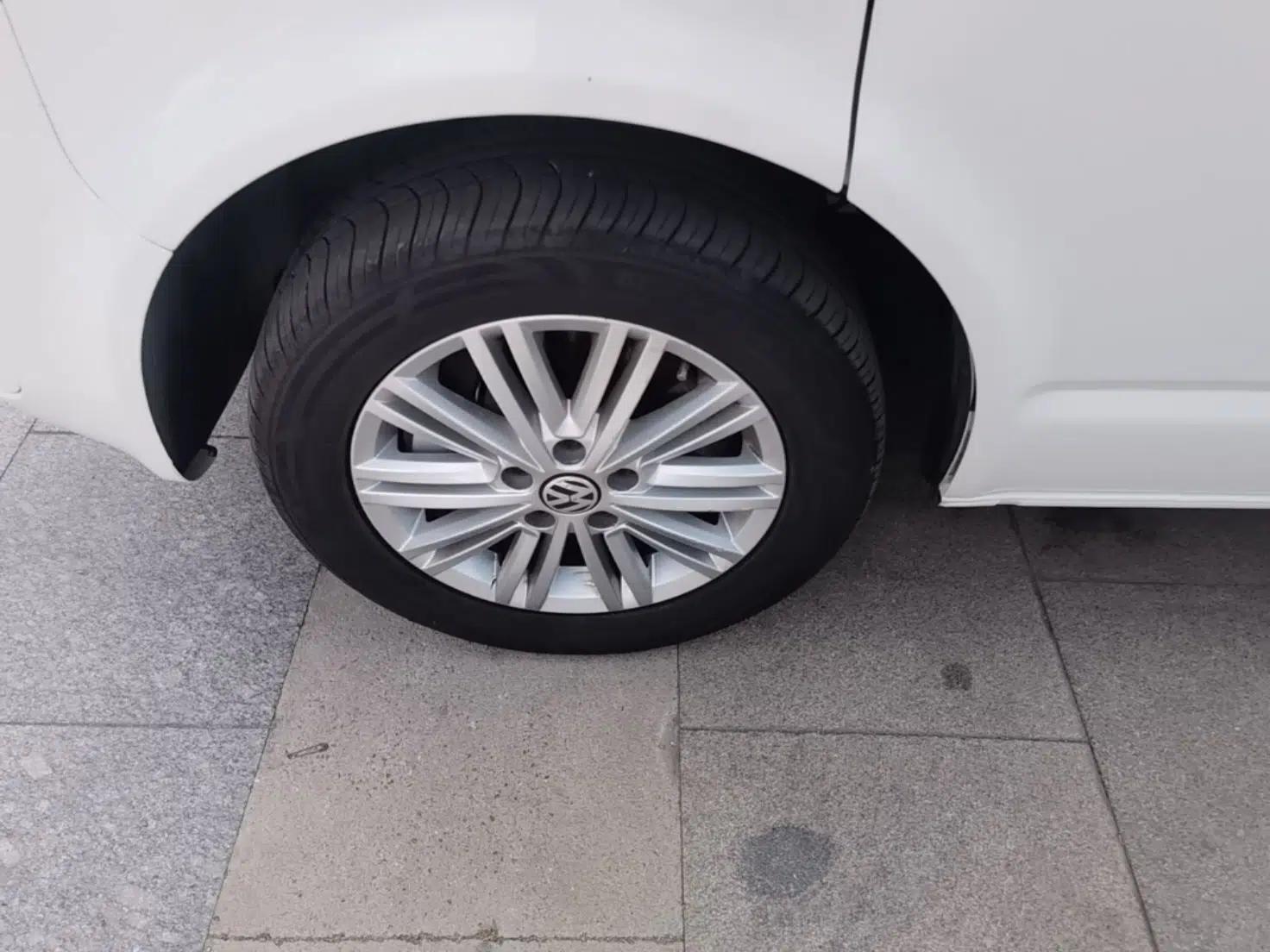 Volkswagen Caravelle 2015 2.0 TSI Four-Wheel Drive Comfort Edition — миниатюра 10